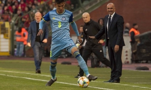 Сборная Казахстана ведет у Сан-Марино после первого тайма благодаря голу в компенсированное время