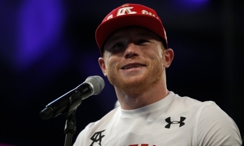 «Без сомнения». «Канело» напомнили его обещание после победы над Головкиным