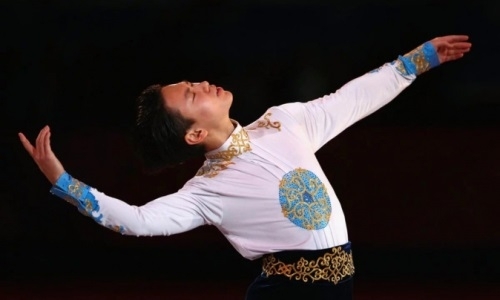 Звезды мирового спорта поздравили Дениса Тена с днем рождения