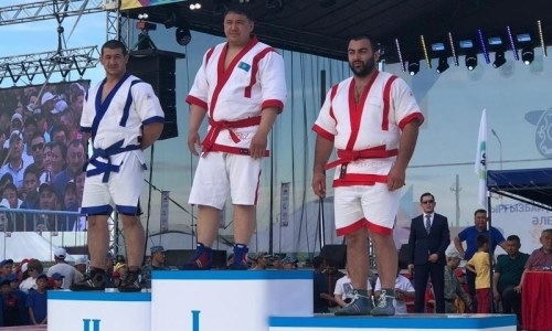 Международный турнир Гран-при по казакша курес прошел в ВКО