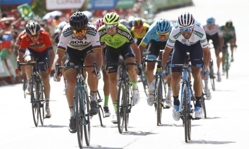 «Нам сильно не повезло». Гонщики «Астаны» попали в страшный завал на «Туре Швейцарии»