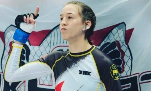 Первая в истории Казахстана чемпионка мира по ММА сразится с американкой за контракт с UFC