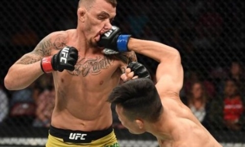 «Корейский зомби» ударом с правой в челюсть выиграл главный бой турнира UFC. Видео нокаута за 58 секунд