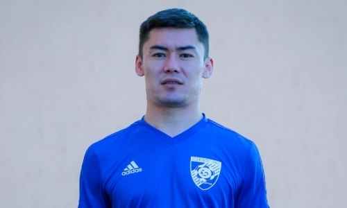 Аслан Дарабаев подписал контракт с новым клубом