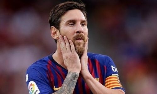 «Ждем и заберем». Соперник «Барыса» по КХЛ пригласил Лионеля Месси