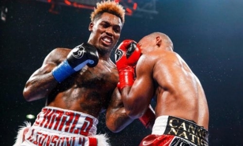 Небитый чемпион мира похвалил Головкина и решил «сбросить его с вершины»