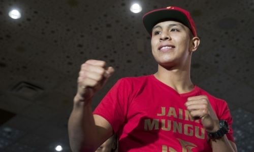 «Большая ошибка». Промоутеров чемпиона мира отговаривают от боя с Головкиным