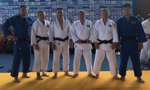 Казахстанские дзюдоисты тренируются с известными чемпионами