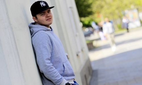 «Никто в КХЛ ни о ком не заботится». Покинувший «Барыс» голкипер рассказал всю правду