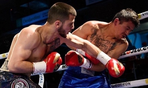 19-летний российский боксер во втором раунде вырубил ветерана. Видео нокаута