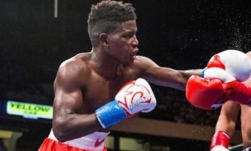 Экс-претендент на титул WBC «молотками» избил и нокаутировал ветерана с 29 победами. Видео