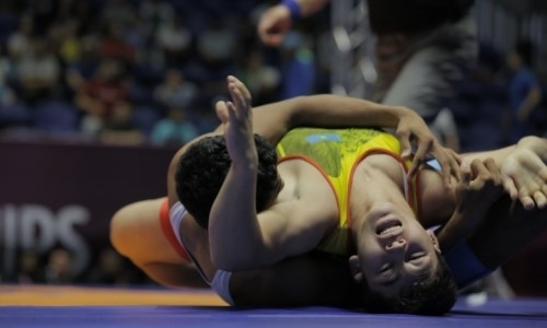 Казахстанцы завоевали три медали во второй день чемпионата Азии по видам борьбы среди кадетов