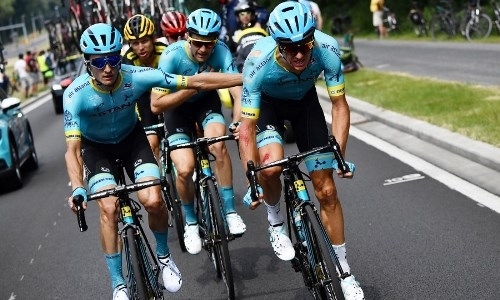 Лидер «Астаны» рассказал о своем состоянии после жуткого падения на «Тур де Франс»