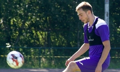 Бельгийский клуб защитника сборной Казахстана не смог одержать победу в товарищеском матче