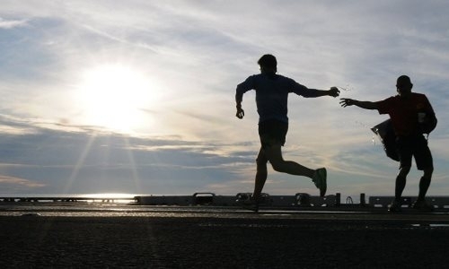 Глава КНБ и аким Нур-Султана пробежали марафон для «железных людей»