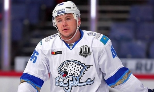 «Пока тяжеловато». Казахстанский защитник поведал об уходе из «Барыса» после четырех сезонов в клубе