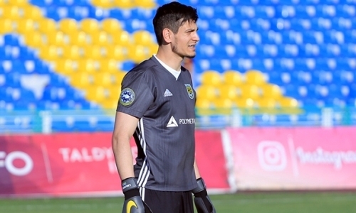 «Должны выиграть с разницей в 3 мяча». Комментатор «Хабара» спрогнозировал матч «Тобол» — «Женесс»