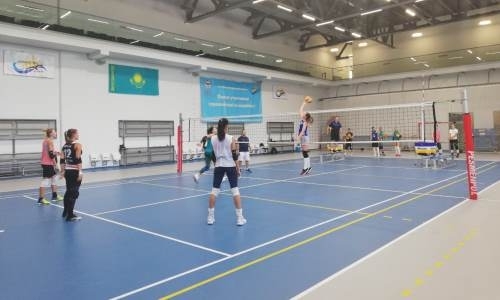 Женская сборная Казахстана готовится квалификационному турниру