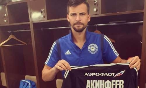 Экс-футболист «Астаны» получил футболку игрока сборной России и назвал его легендой