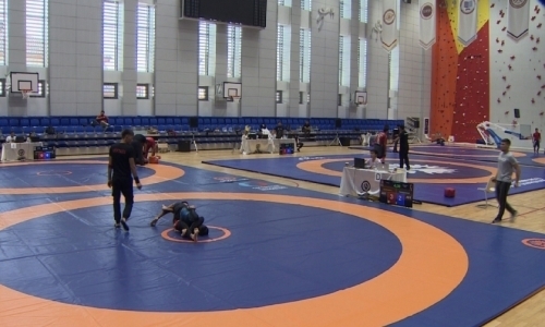 Международный турнир по грэпплингу стартовал в Нур-Султане