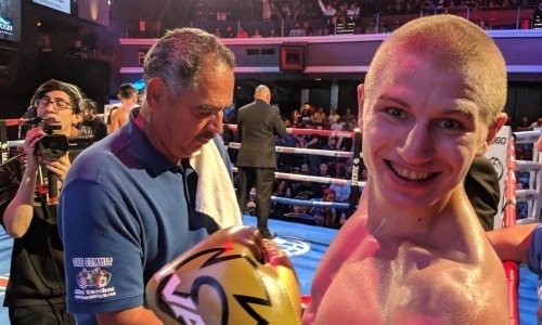 «Наследник Головкина» одержал 15-ю победу нокаутом кряду