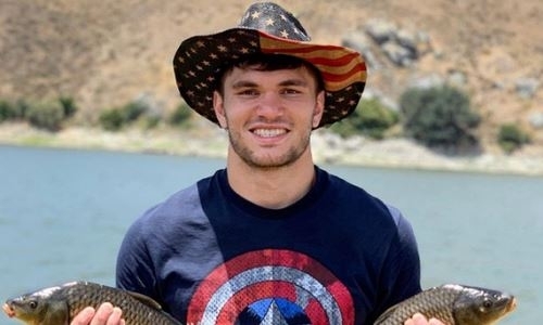 Казахстанский нокаутер из команды Головкина похвастался уловом