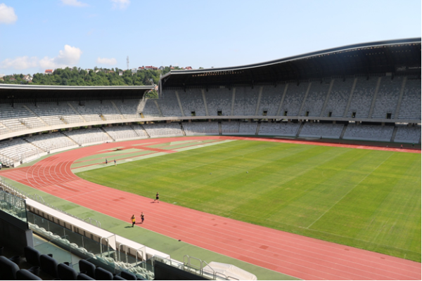 Концерт Робби Уильямса и «переводчик» Петреску. Чем живет Клуж-Напока накануне матча «Астаны» в Лиге Чемпионов