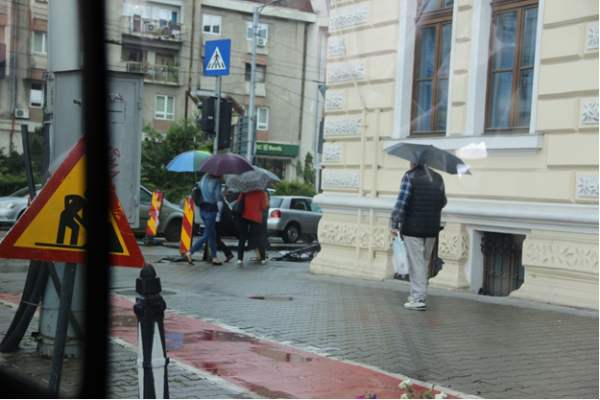 Концерт Робби Уильямса и «переводчик» Петреску. Чем живет Клуж-Напока накануне матча «Астаны» в Лиге Чемпионов
