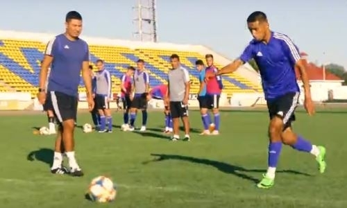 Видео с тренировки «Акжайыка»