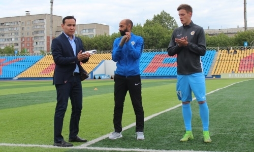 ПФЛК наградила лучшего тренера и игрока Первой лиги в июне