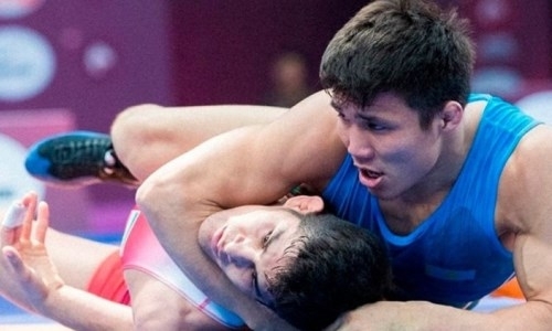 Казахстанец взял «серебро» международного турнира по вольной борьбе в Варшаве