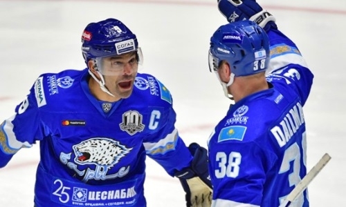 «Спасибо, что проложил путь». Экс-форвард «Барыса» обратился к Даллмэну