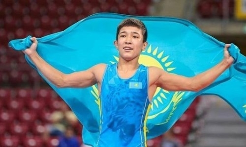 Казахстанец стал чемпионом мира по греко-римской борьбе среди кадетов