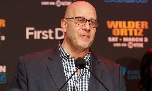 Промоутер Деревянченко сделал заявление о титульном бое с Головкиным