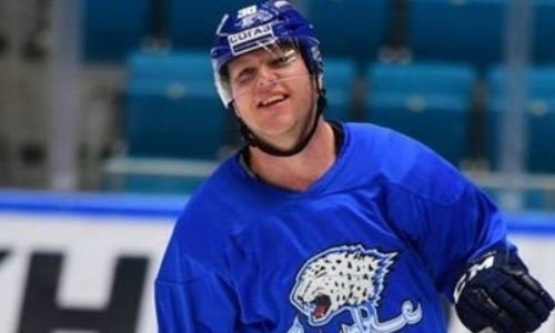 «Фетисов может спать спокойно». Как хоккеист «Барыса» вошел в легендарный клуб