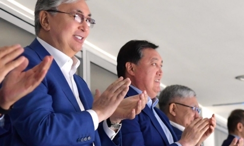 «Стал свидетелем красивой победы». Президент Казахстана поздравил «Барыс»