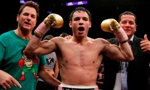 Чавес-младший после победы нокаутом предложил Головкину бой на необычных условиях