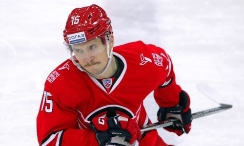 Нападающий «Автомобилиста» пропустит старт сезона КХЛ из-за полученной на Кубке Президента РК травмы