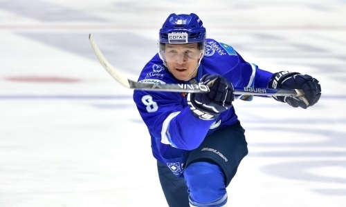 Возвращение Жайлауова в «Барыс» вошло в ТОП-трансферов недели КХЛ