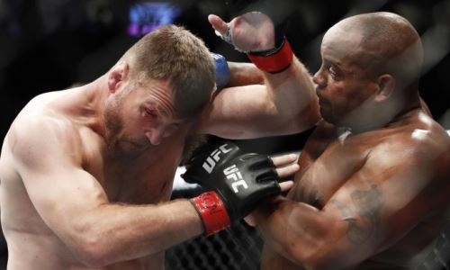 Видео полного боя Кормье — Миочич с неожиданным нокаутом лучшего бойца UFC 