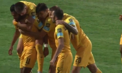 Эсеола забил 30-й мяч в Премьер-Лиге