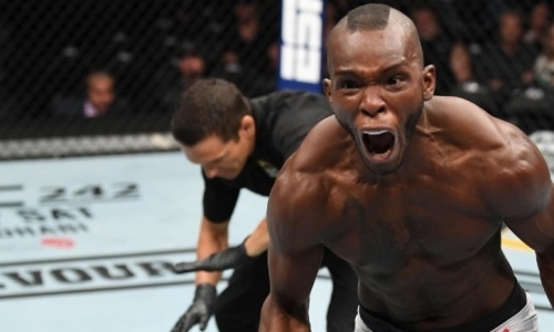«Звезда смерти» из UFC за раунд нокаутировал американца с 10 победами. Видео
