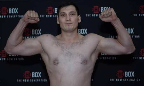 «Устоял на ногах». Казастанский супертяж рассказал о своей дебютной победе в США