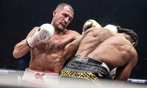 Видео нокаута, или Как Ковалев вырубил непобежденного британца и сохранил титул чемпиона мира