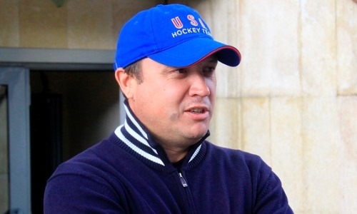 «Он нагло врёт». Заслуженный тренер Казахстана подает на известного российского журналиста в суд