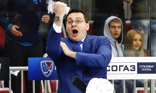 «Прекратите втаптывать его в грязь!». Экс-наставник «Барыса» и сборной Казахстана вступился за российского форварда из НХЛ