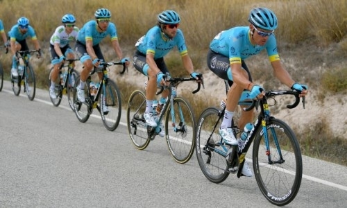 «Я все еще в белой майке». Капитан «Астаны» доволен итогами третьего этапа «Вуэльты Испании»