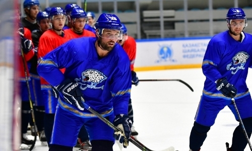 «Кого-то смущал возраст Доуса?». Озвучено имя новой звезды КХЛ из «Барыса»