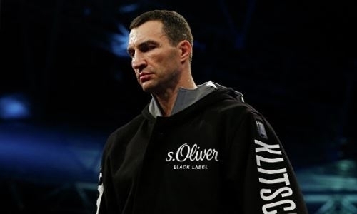 «Он просто звонит...». Джошуа высказался об уроженце Казахстана Кличко