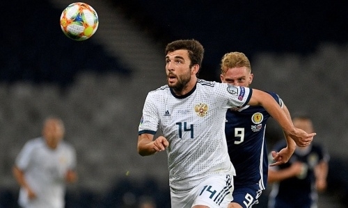 Ведущий защитник сборной России рассказал, сумеет ли восстановиться от травмы к матчу с Казахстаном